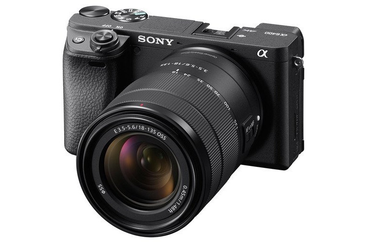 Sony a6400 18-135mm Aynasız Fotoğraf Makinesi (Sony Eurasia Garantili)