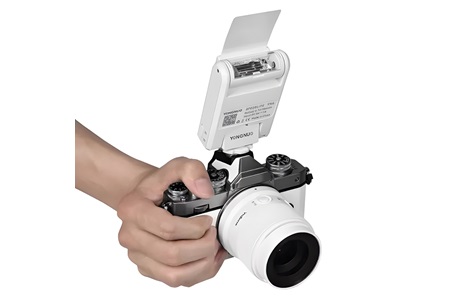 Yongnuo YN6 Micro Bataryalı Universal Tepe Flaşı (Beyaz)