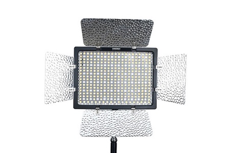 Yongnuo YN300-IV Bi-Color 3200-5600K RGB Led Işık Seti